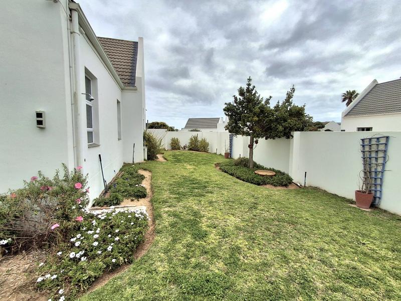 3 Bedroom Property for Sale in Golden Mile Western Cape